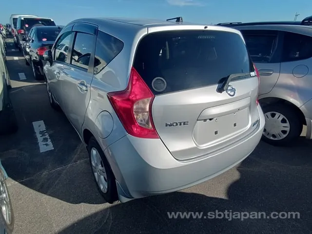 Nissan Note X Dig-S 2013 photo 3