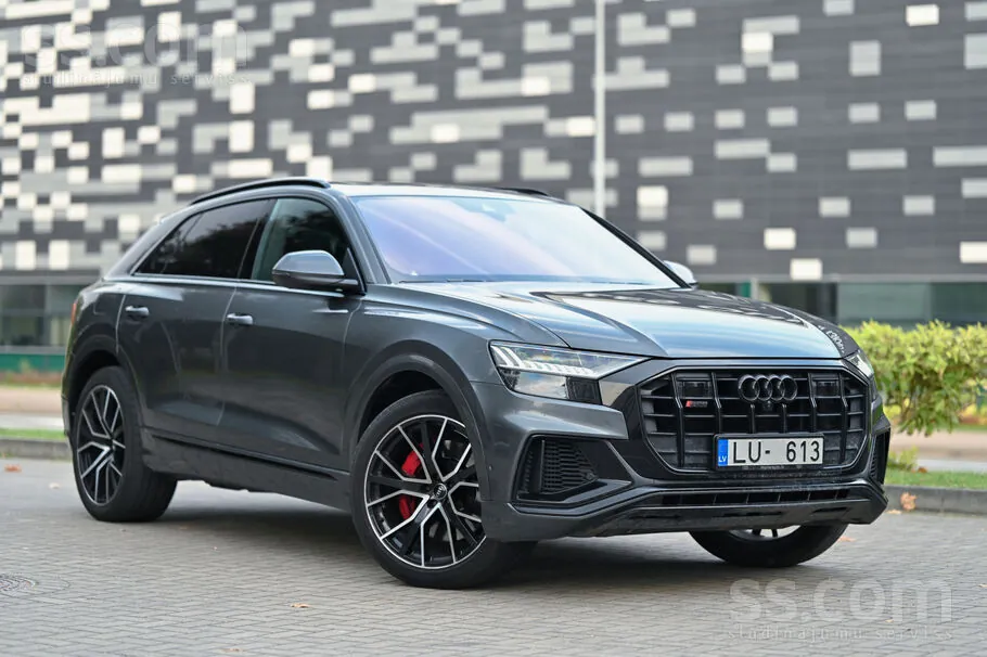 Audi Q8