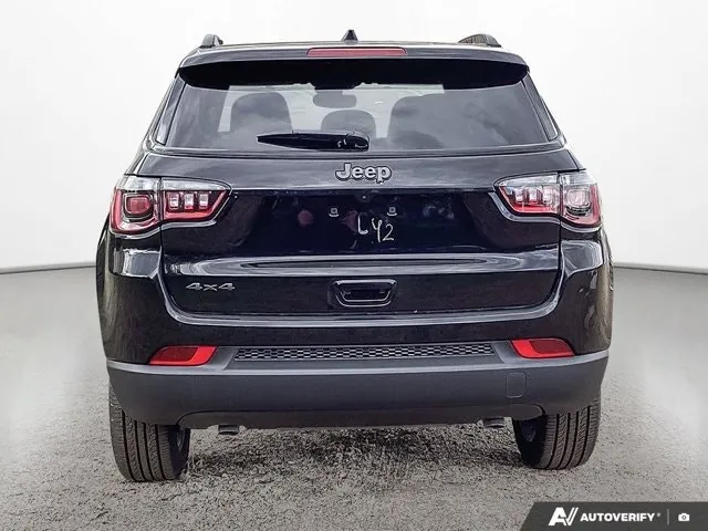 Jeep Compass 2026 photo 4