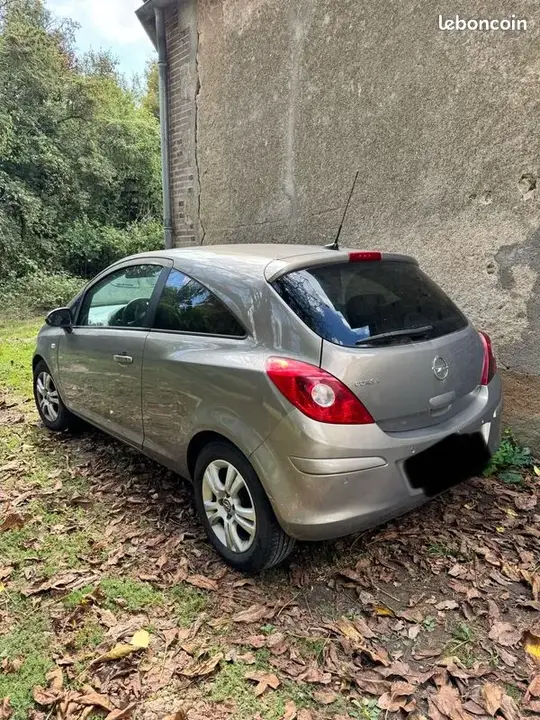 Opel Corsa 2014 photo 3