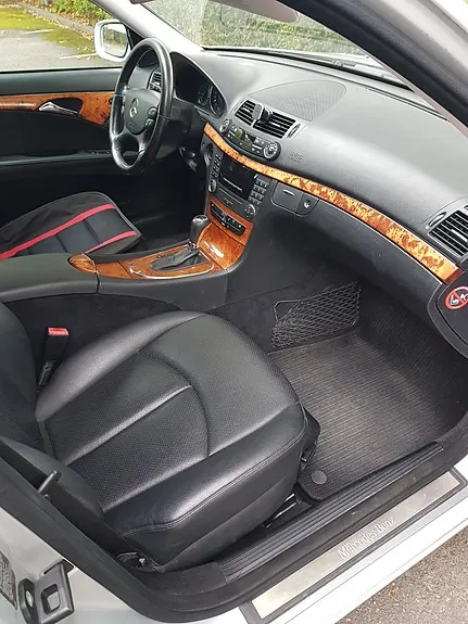 Mercedes-Benz E200 2007 photo 4