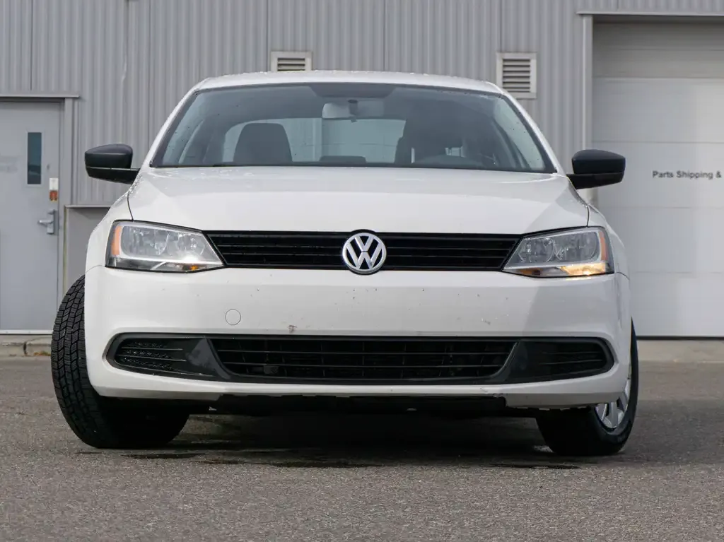Volkswagen Jetta 2013 photo 2