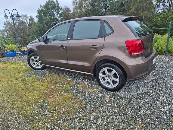 Volkswagen Polo 2012 photo 4