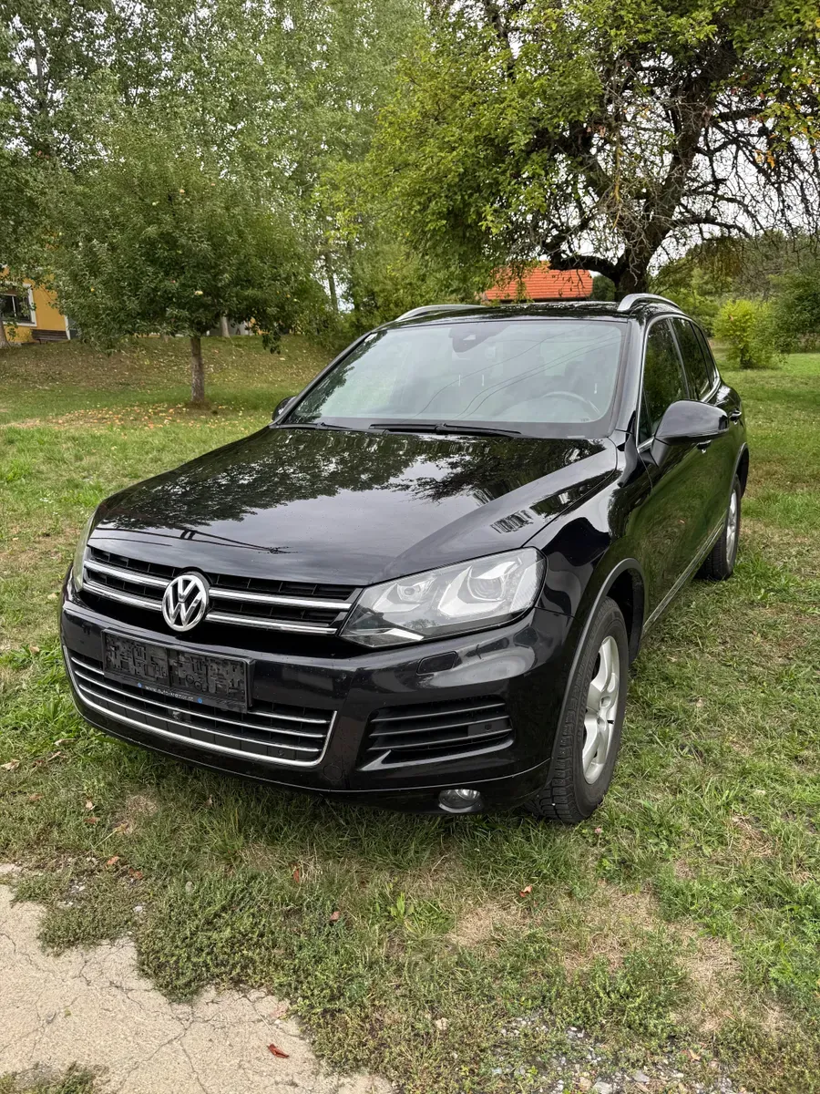 Volkswagen Touareg 2012 photo 3