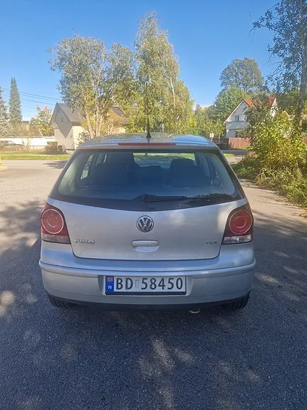 Volkswagen Polo 2008 photo 2