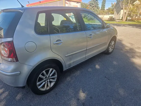 Volkswagen Polo 2008 photo 4