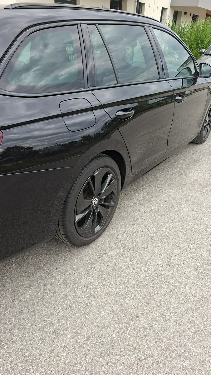 Skoda Octavia 2023 photo 3