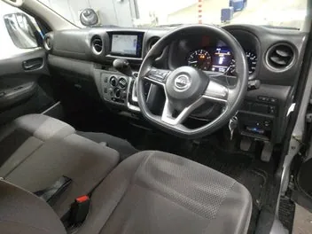Nissan Caravan 2023 photo 4