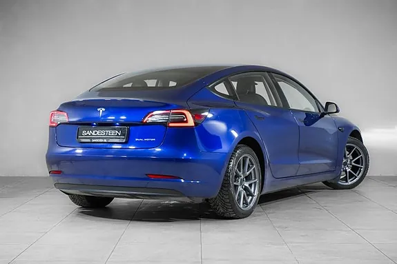 Tesla Model 3 2022 photo 4