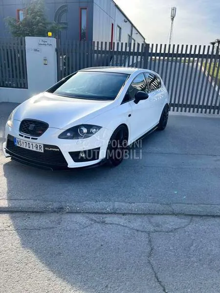 Seat Leon 2011 photo 4