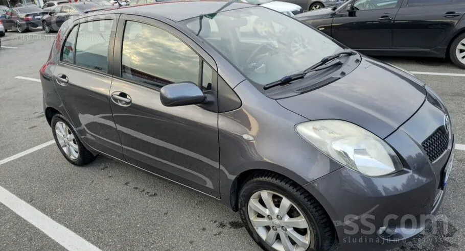 Toyota Yaris 2008 photo 4