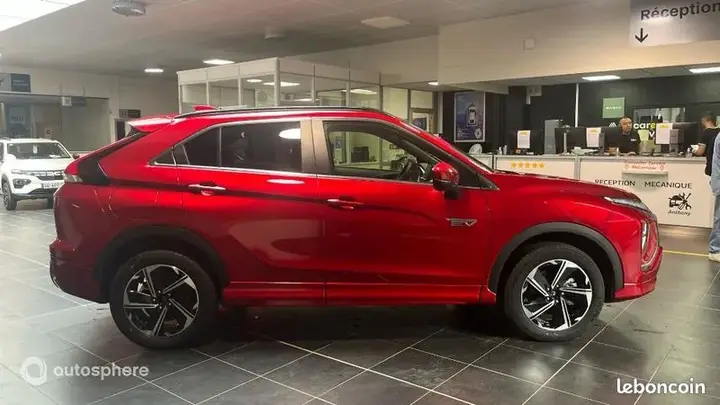 Mitsubishi Eclipse Cross 2023 photo 4