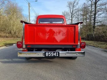 Ford F100 1953 photo 3