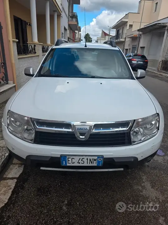 Dacia Duster 2011 photo 3