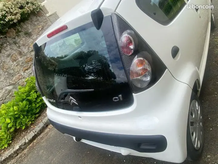 Citroen C1 2013 photo 2
