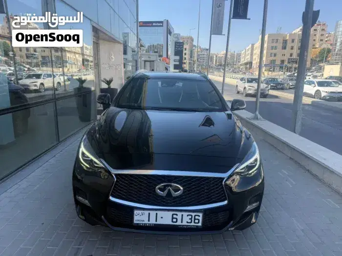 Infiniti Q30 2018 photo 3