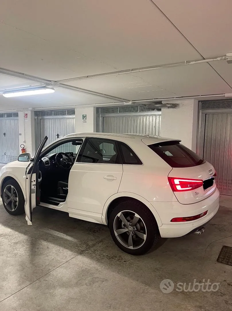 Audi Q3 2017 photo 2