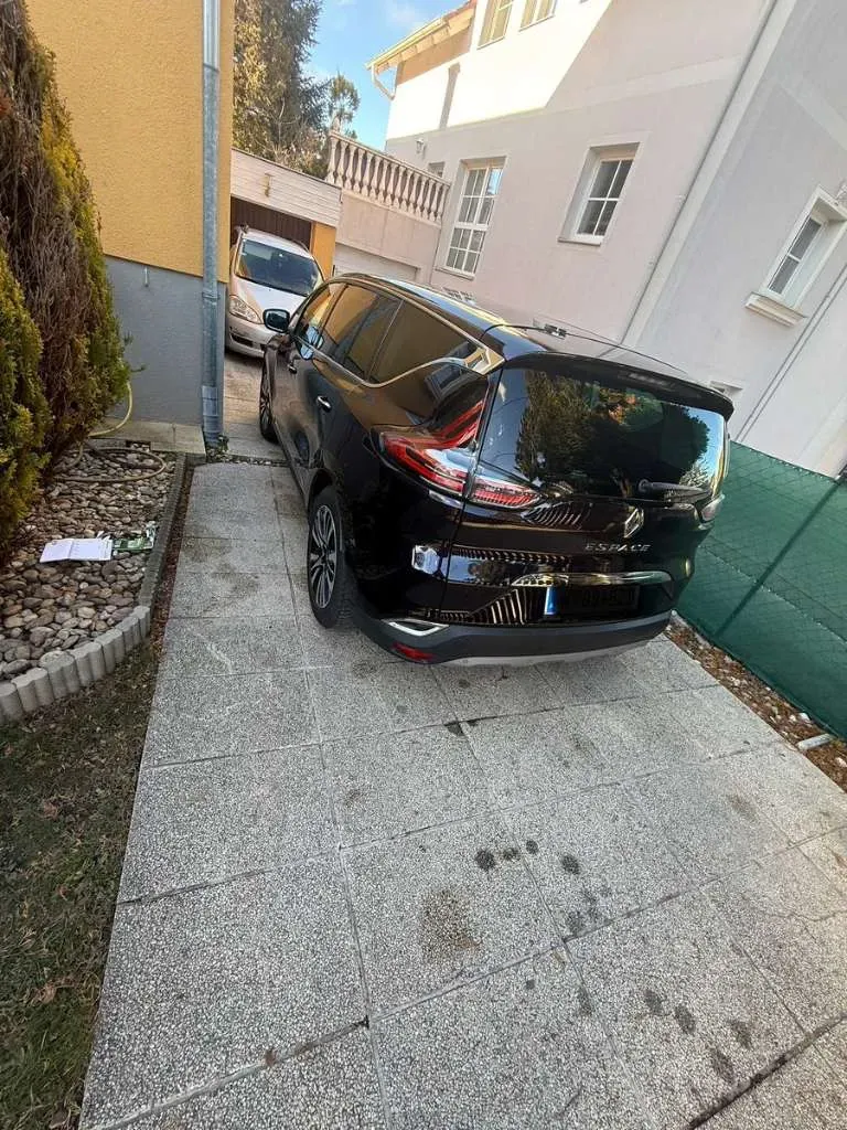 Renault Espace 2017 photo 2