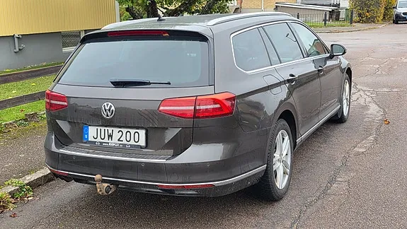 Volkswagen Passat 2016 photo 2