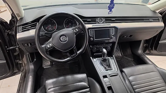Volkswagen Passat 2016 photo 5