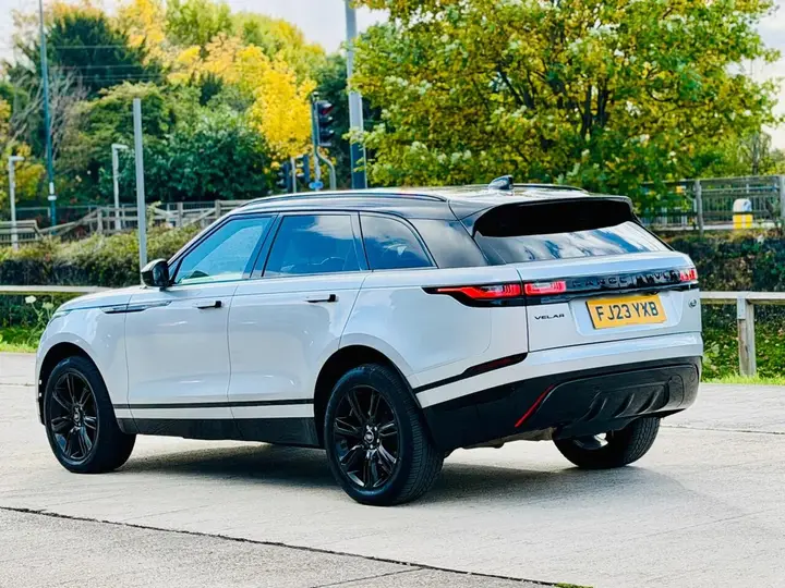 Land Rover Range Rover Velar 2023 photo 3