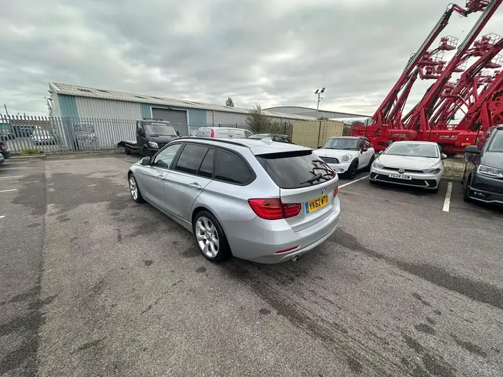 BMW 3 Series 2012 photo 4