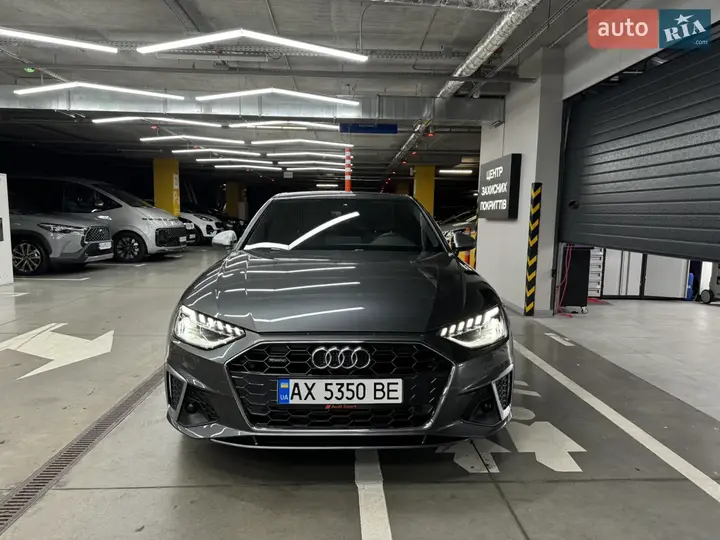 Audi A4 2023 photo 4