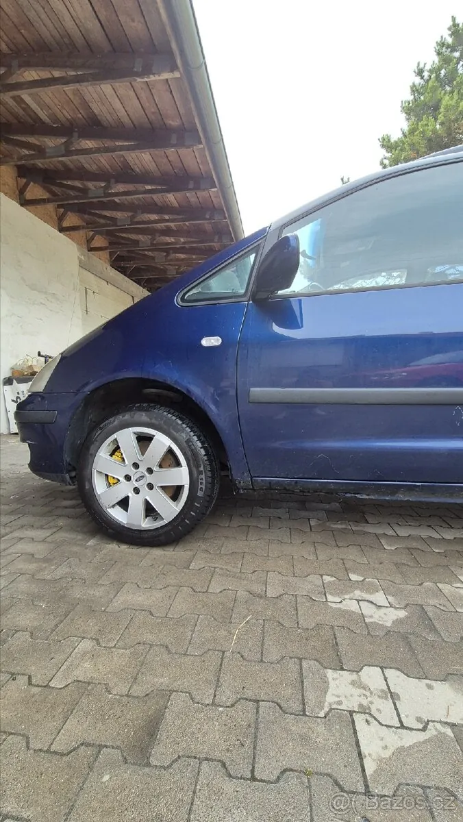 Ford Galaxy photo 4
