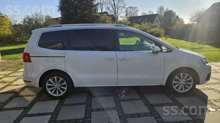 Seat Alhambra 2011 photo 3