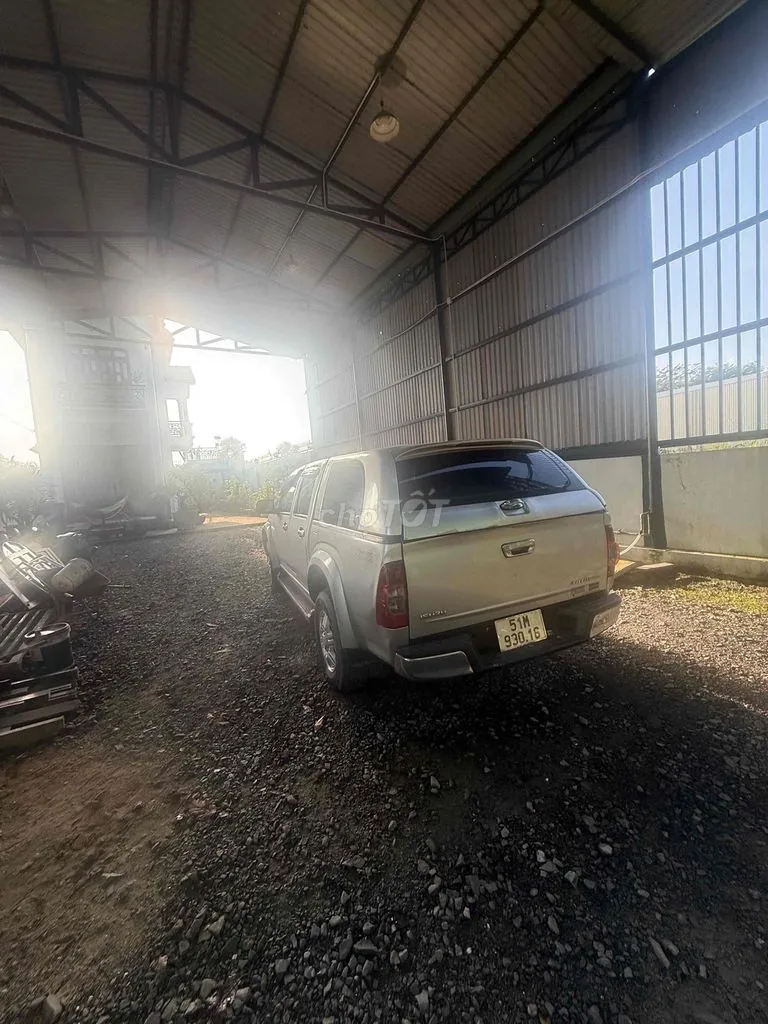 Isuzu D-Max 2011 photo 2