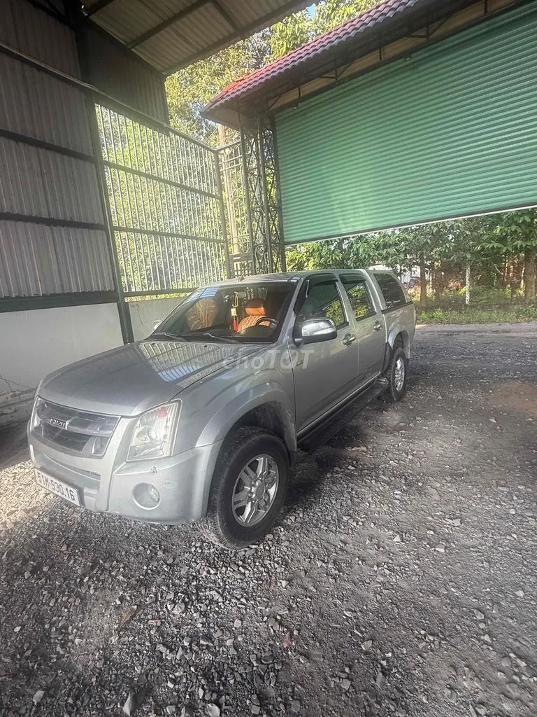 Isuzu D-Max 2011 photo 4