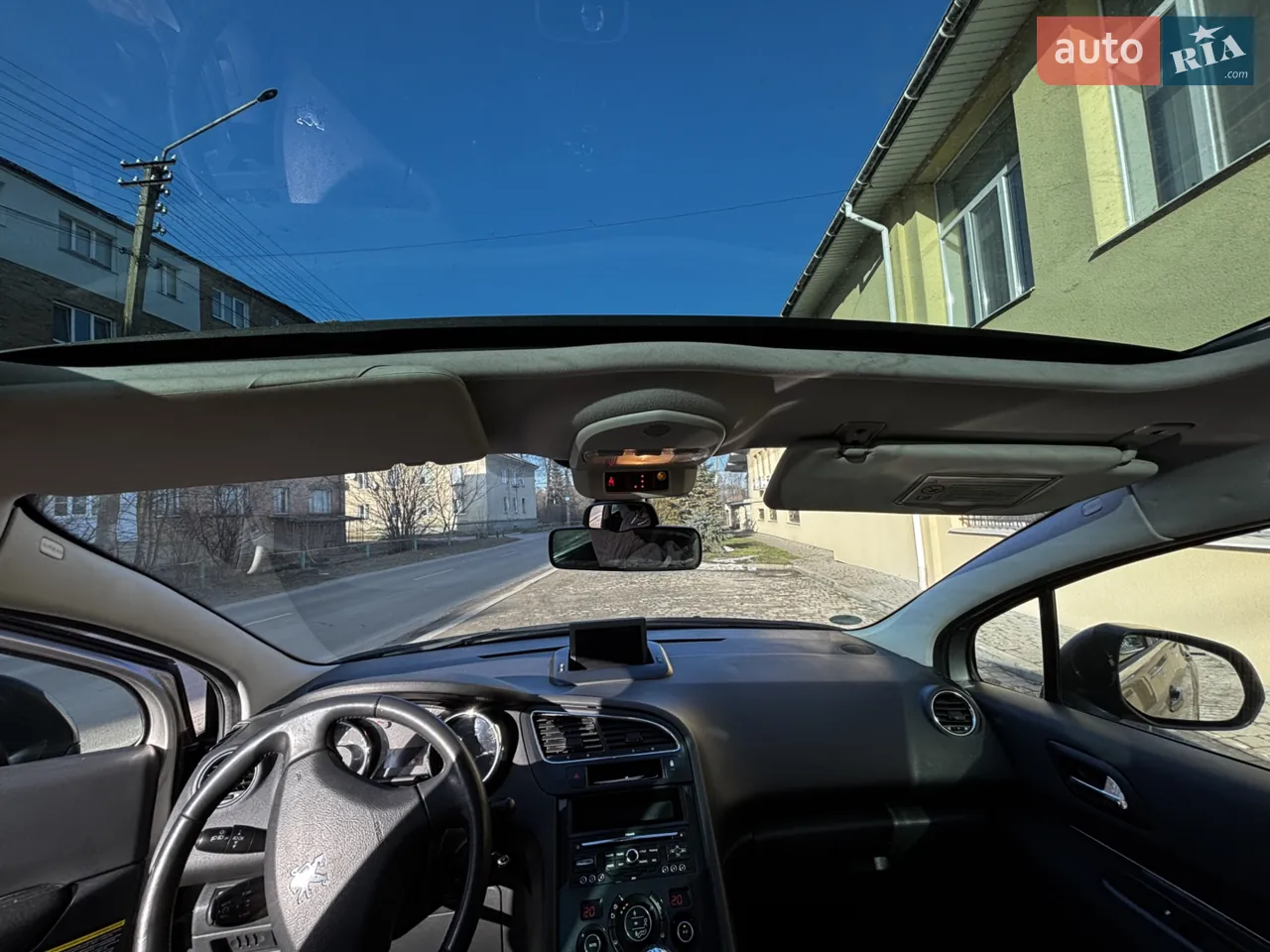 Peugeot 5008 2010 photo 3