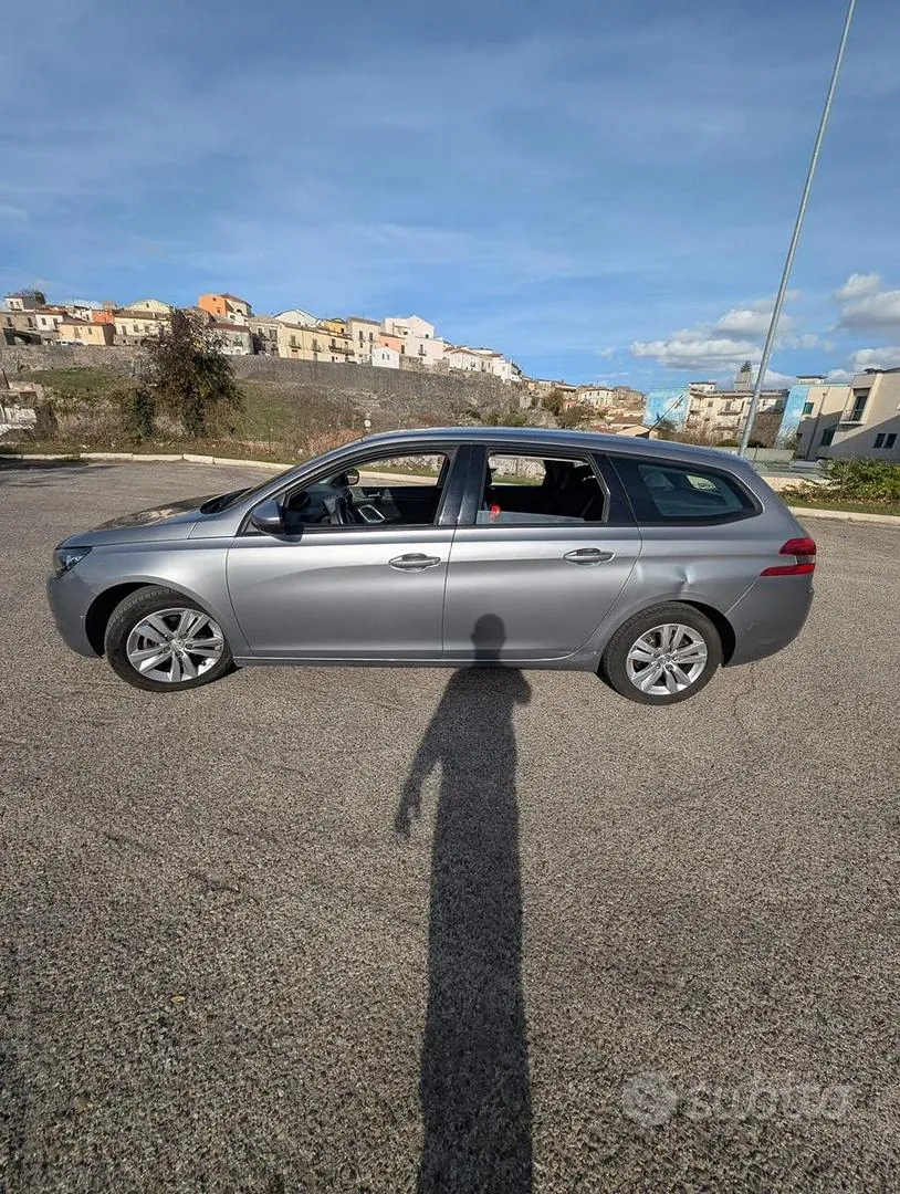Peugeot 308 2016 photo 2