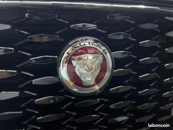 Jaguar F-Pace 2022 photo 4