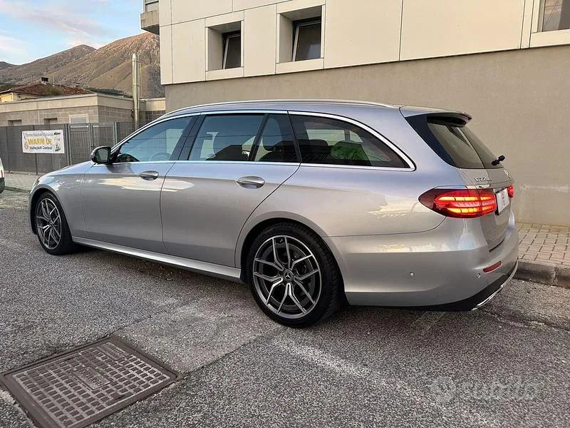 Mercedes-Benz Class E 2022 photo 3