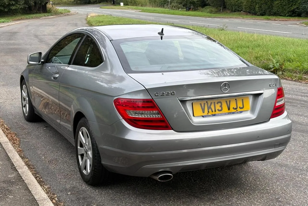 Mercedes-Benz C-Class 2013 photo 5