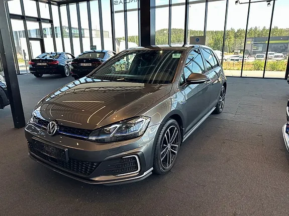 Volkswagen Golf 2017 photo 3