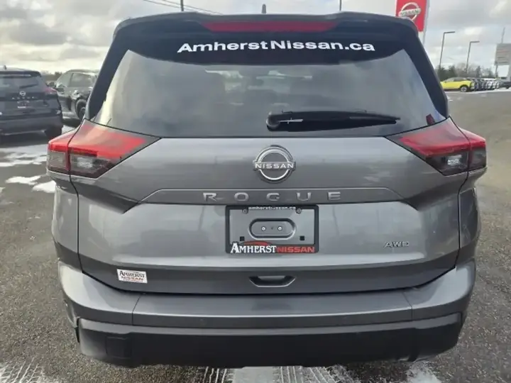 Nissan Rogue 2024 photo 3
