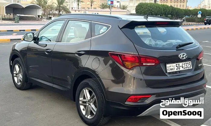 Hyundai Santa Fe 2018 photo 3