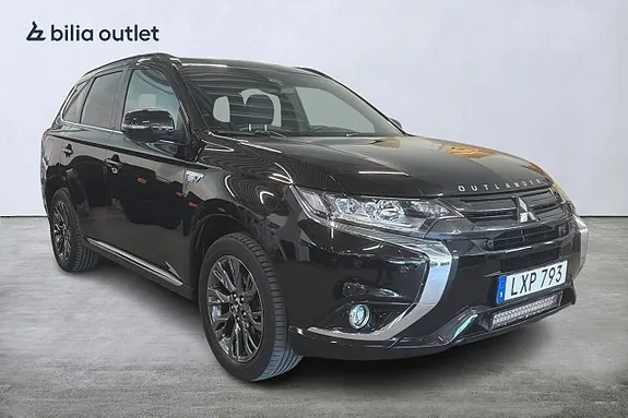 Mitsubishi Outlander 2018 photo 2