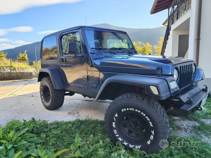 Jeep Wrangler 2000 photo 3