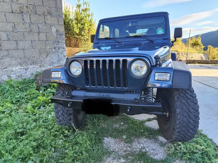 Jeep Wrangler 2000 photo 2