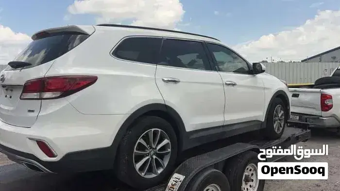 Hyundai Santa Fe 2017 photo 3