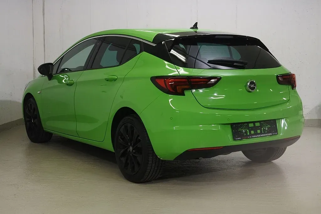 Opel Astra 2021 photo 2