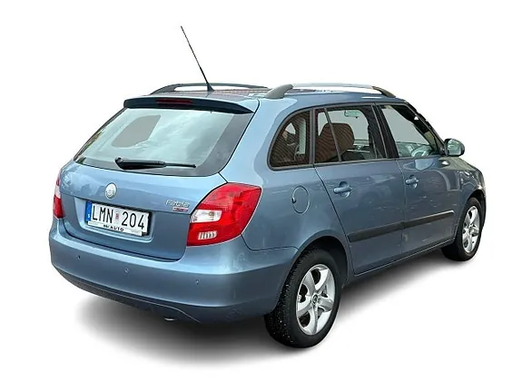 Skoda Fabia 2010 photo 4