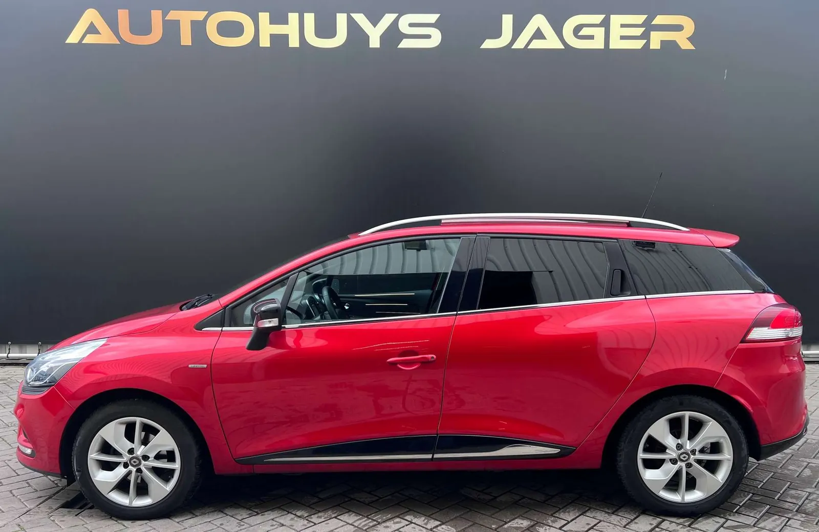 Renault Clio Estate 2018 photo 2