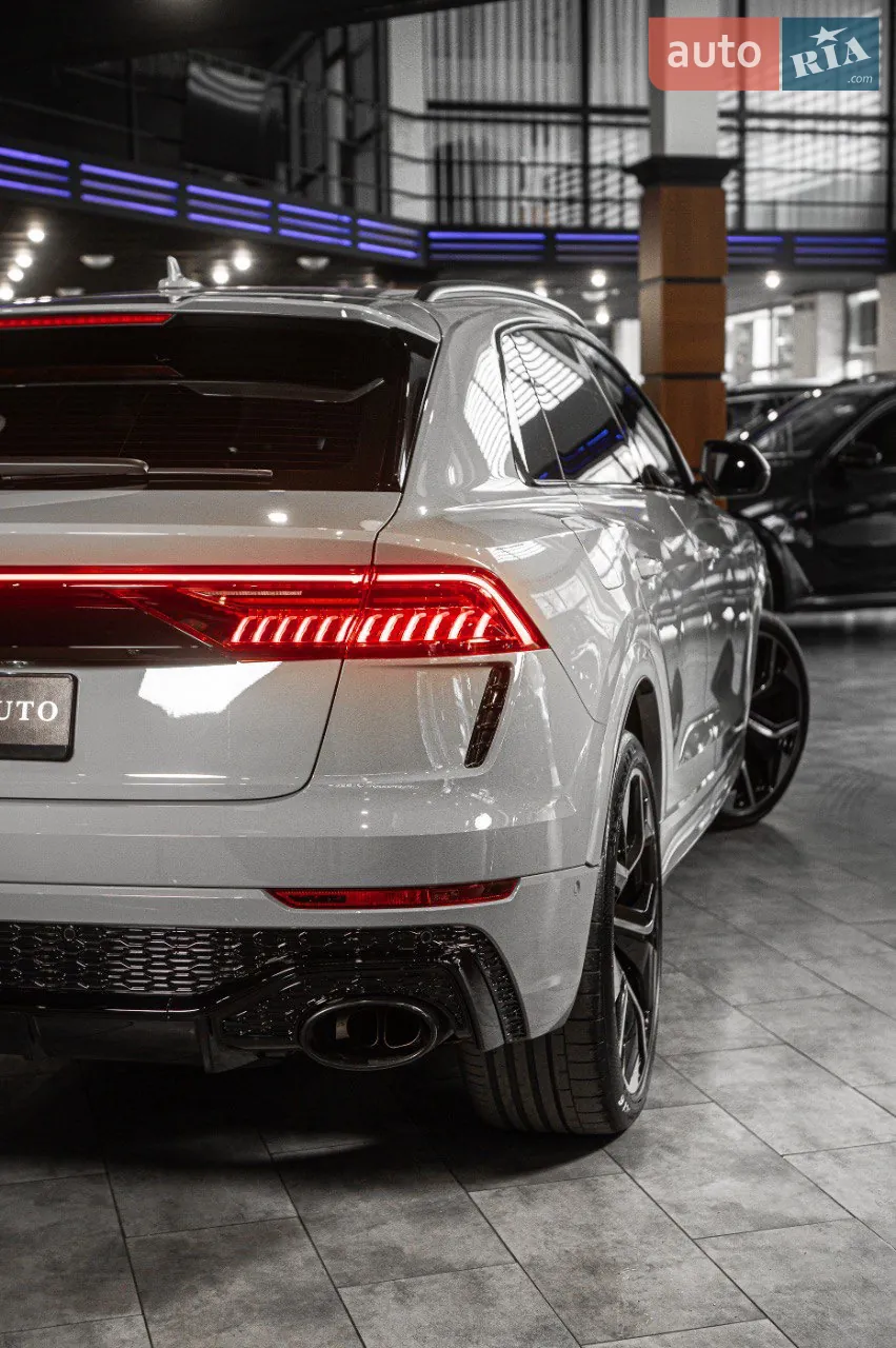 Audi Rs Q8 2023 photo 2