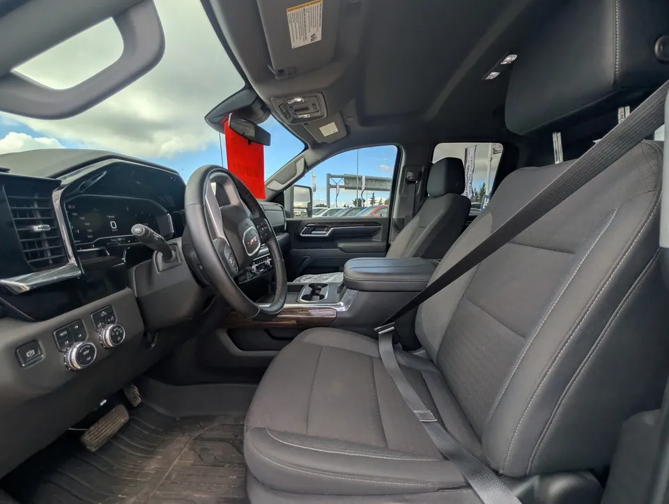 GMC Sierra 2500Hd 2024 photo 3