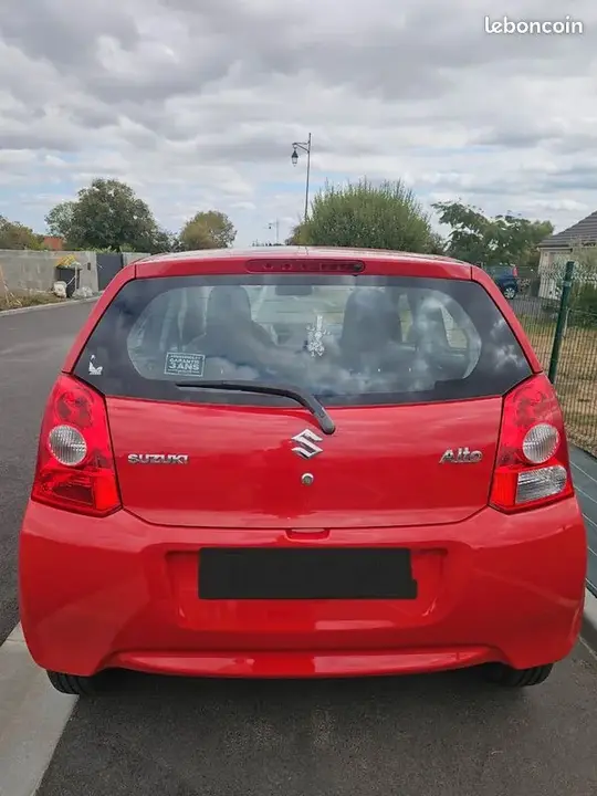 Suzuki Alto 2011 photo 2