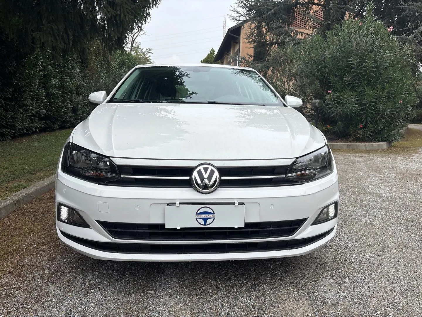 Volkswagen Polo 2018 photo 2